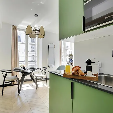 Sereners - Charming Serviced - Bastille Apartment Paris