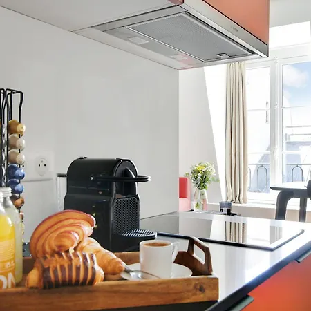 Sereners - Charming Serviced - Bastille Lägenhet