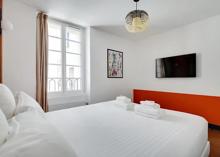 Sereners - Bastille アパート *